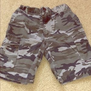 BOYS - BUGLE BOY Camouflage Cargo Shorts- Size 5/6